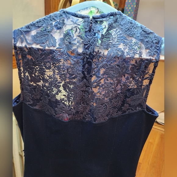 PRICE DROP RICKI FREEMAN FOR TERI JON  DRESS BLUE STRETCH DENIM AND LACE MIDI - Picture 9 of 12